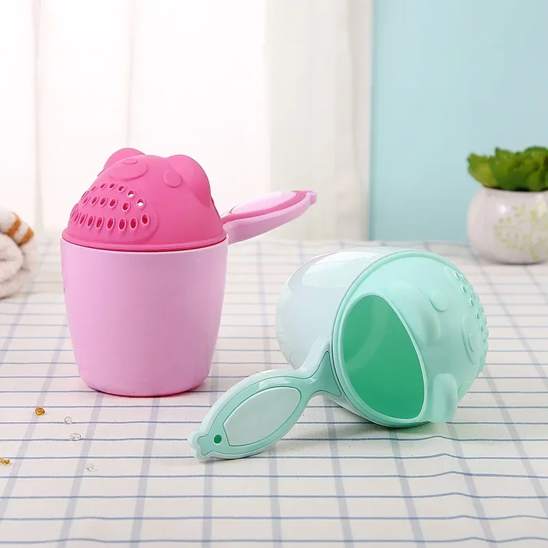Baby Products Hair - Haarwasbekers BabyshowersBabyshowers Babyproducten Douchelepels HAARwasbekers voor